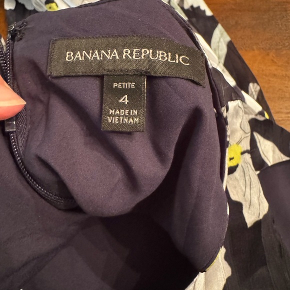 Banana Republic Navy Floral Maxi Dress 4Petite - Picture 4 of 10